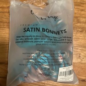 Satin Bonnets set of 2
